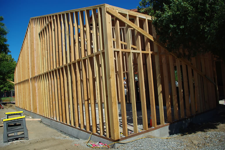 Framed Outside Corner